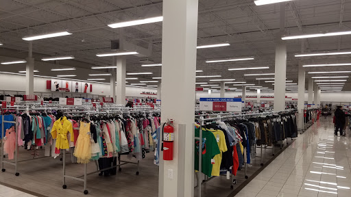 Clothing Store «Burlington Coat Factory», reviews and photos, 12347 James St, Holland, MI 49424, USA