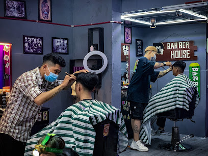 Mr. Bụi barber shop