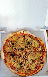 Plats et boissons du Pizzas à emporter Pizza l'Ardechoise à La Voulte-sur-Rhône - n°7