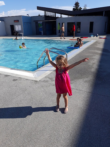 Piscine des Avenières à Les Avenières Veyrins-Thuellin