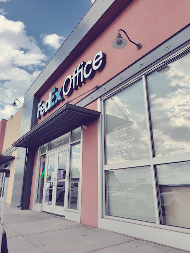 FedEx Office Print & Ship Center, 2630 S Parker Rd, Aurora, CO 80014, USA, 