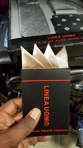 Clothing Store «K&G Fashion Superstore», reviews and photos, 3020 E 9th St, Oakland, CA 94601, USA