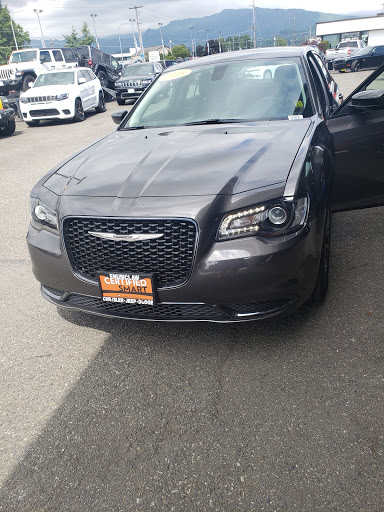 Car Dealer «Enumclaw Chrysler Jeep Dodge», reviews and photos, 726 Roosevelt Ave, Enumclaw, WA 98022, USA