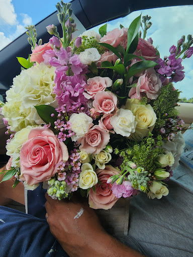 Florist «K&K Flowers», reviews and photos, 710 Hallandale Beach Blvd #105, Hallandale Beach, FL 33009, USA