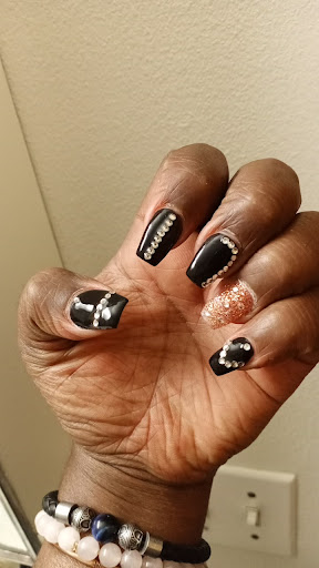 Hair Salon «Lovely Nails & Beauty Salon», reviews and photos, 6524 NE 181st St, Kenmore, WA 98028, USA