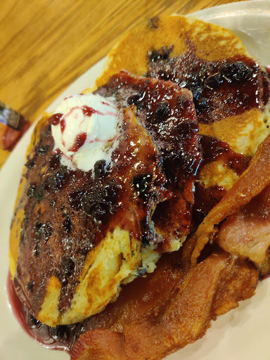 American Restaurant «Cracker Barrel Old Country Store», reviews and photos