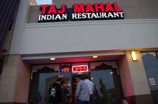 Indian Restaurant «Taj Mahal Indian Restaurant & Bar», reviews and photos, 10455 N Central Expy #120, Dallas, TX 75231, USA