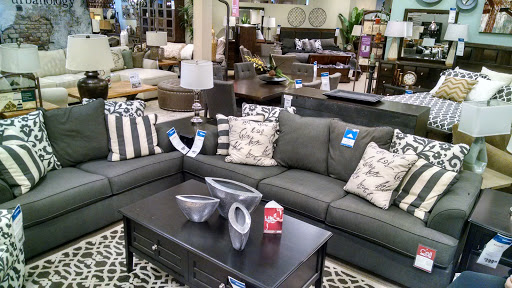 Furniture Store «Ashley HomeStore», reviews and photos, 5004 Valley View Blvd NW, Roanoke, VA 24012, USA