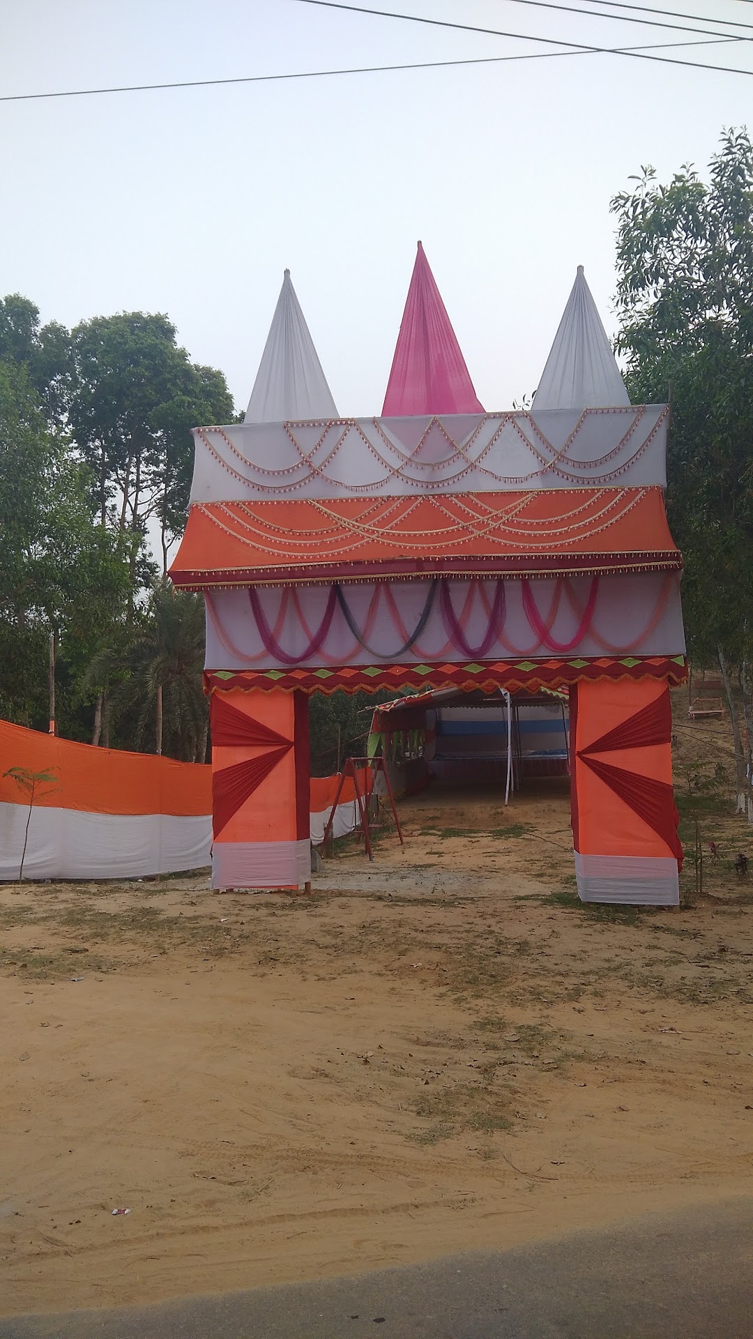মীম আয়েশা রিসোর্ট, কোর্ট বাড়ি, কুমিল্লা।