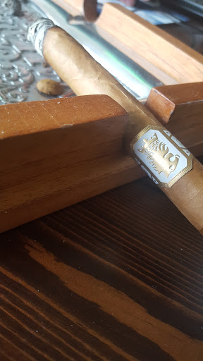 Cigar Shop «Perfecto Cigar Shop», reviews and photos, 3827 Bienville Blvd # 6, Ocean Springs, MS 39564, USA