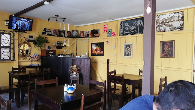 REFUGIO restaurant cafetería