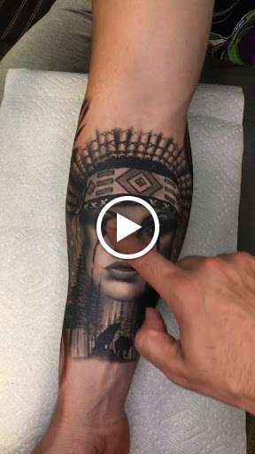 Tattoo Shop «The Divine Canvas Tattoos, Photography and Fine Art», reviews and photos, 1921 E Colonial Dr, Orlando, FL 32803, USA