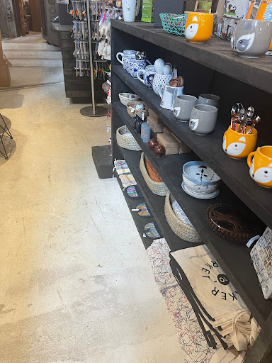 Gift Shop «Ten Thousand Villages», reviews and photos, 1122 Walnut St, Philadelphia, PA 19107, USA