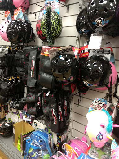 Sporting Goods Store «Big 5 Sporting Goods», reviews and photos, 4780 Pacific Coast Hwy, Long Beach, CA 90804, USA