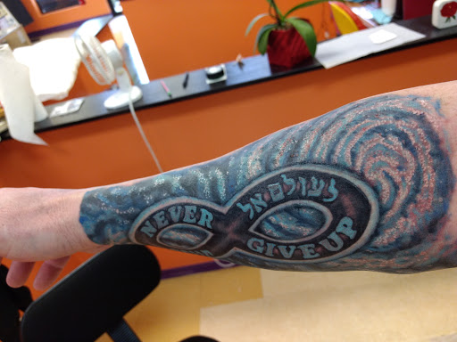 Diamond Tattoo, 16810 US-441 #506, Summerfield, FL 34491, USA, 