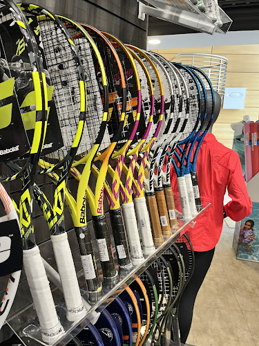 Reviews of String Sports in Glasgow - Sporting goods store