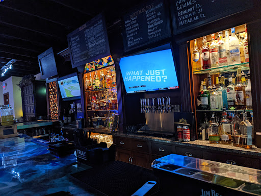 Summit Cigar Lounge and Bar image 4