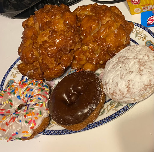 Donut Shop «Donut Plus», reviews and photos, 4325 Chestnut St, Philadelphia, PA 19104, USA