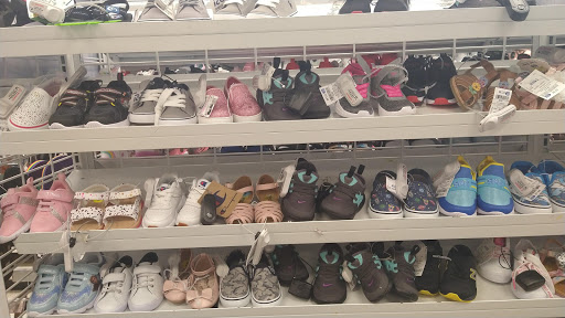 Shopping Mall «Southport Shopping Center», reviews and photos, 1303 SE 17th St, Fort Lauderdale, FL 33316, USA