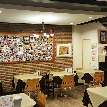 ร้านกลางซอย – Klang Soi Restaurant