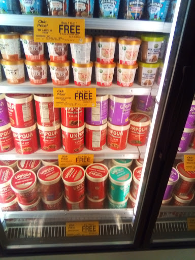 Grocery Store «Safeway», reviews and photos, 4990 River Rd N, Keizer, OR 97303, USA