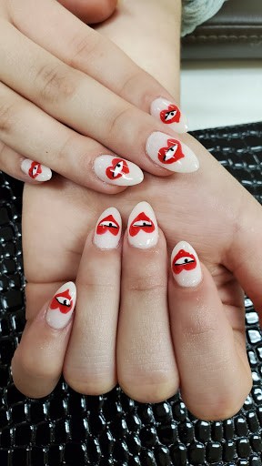 Nail Salon «DH Nails & Spa», reviews and photos, 26923 Maple Valley Black Diamond Rd SE, Maple Valley, WA 98038, USA