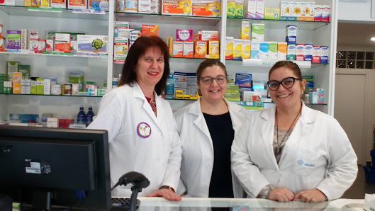 Farmacia Consuelo Pizarro Sánchez Pl. Valdelomar, 2, 13250 Daimiel, Ciudad Real, España