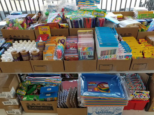 Educational Supply Store «Lakeshore Learning Store», reviews and photos, 8888 Venice Blvd, Los Angeles, CA 90034, USA
