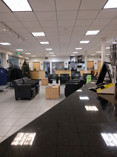 Auto Repair Shop «W.I. Simonson Mercedes Service & Parts», reviews and photos, 1330 Colorado Ave, Santa Monica, CA 90404, USA