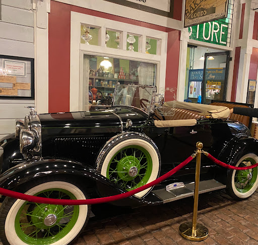 Wine Store «The Bottle Shop», reviews and photos, 617 W Main St, Lake Geneva, WI 53147, USA