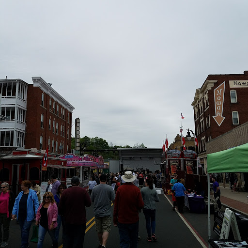 Supermarket «Compare Foods New Britain, CT», reviews and photos, 72 Broad St, New Britain, CT 06053, USA