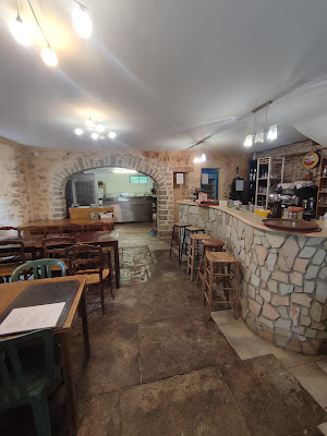 Café de la Place à Lanuéjols