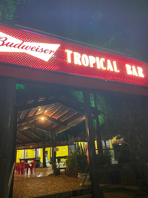 Tropical Bar