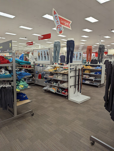 Department Store «Target», reviews and photos, 101 Grand Ave, North Brunswick Township, NJ 08902, USA