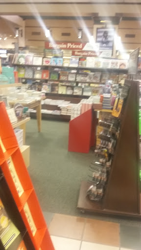 Book Store «Barnes & Noble», reviews and photos, 235 Daniel Webster Hwy, Nashua, NH 03060, USA