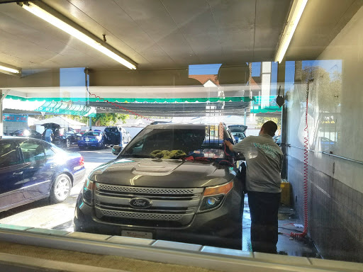 Car Wash «Ventura Car Wash», reviews and photos, 13320 Ventura Blvd, Sherman Oaks, CA 91423, USA