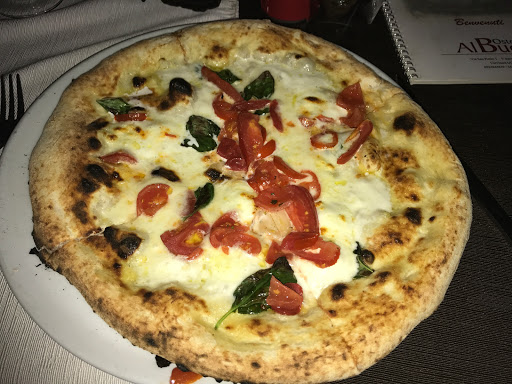 Pizzeria Il Buco in Cervinara, Provincia di Avellino