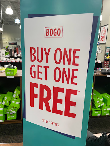 Shoe Store «Off Broadway Shoe Warehouse», reviews and photos, 21 Curtner Ave, San Jose, CA 95125, USA