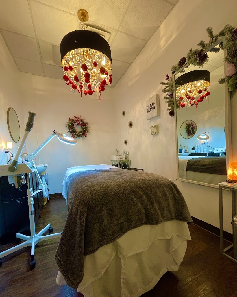 Rhiver Skin Care & Lash Studio 76051