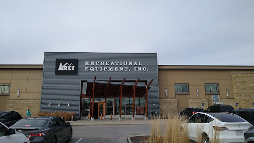Camping Store «REI», reviews and photos, 6281 W 135th St, Overland Park, KS 66223, USA