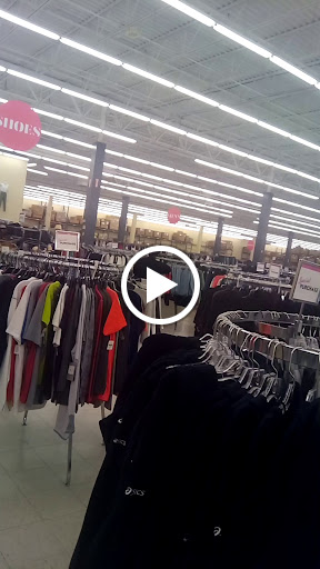 Discount Store «Discount Fashion Warehouse Northland», reviews and photos, 2727 Northland Plaza Dr, Columbus, OH 43231, USA