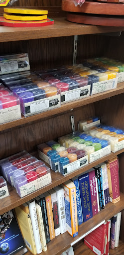 Book Store «Quest Book Shop», reviews and photos, 306 Geneva Rd, Wheaton, IL 60187, USA