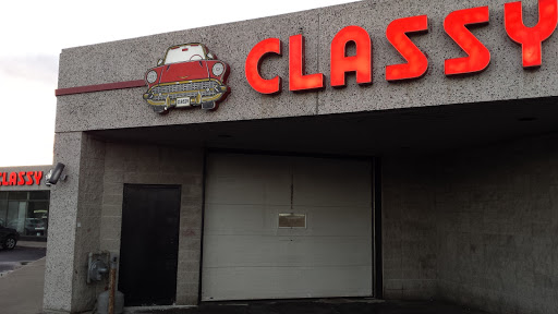 Classy Car Wash, 6400 St Jacques St, Montreal, QC H4B 1T6, Canada, 