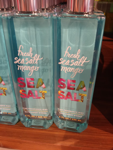 Beauty Supply Store «Bath & Body Works», reviews and photos, 2615 Medical Center Pkwy, Murfreesboro, TN 37129, USA