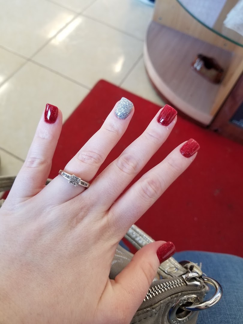 Lucky Nails