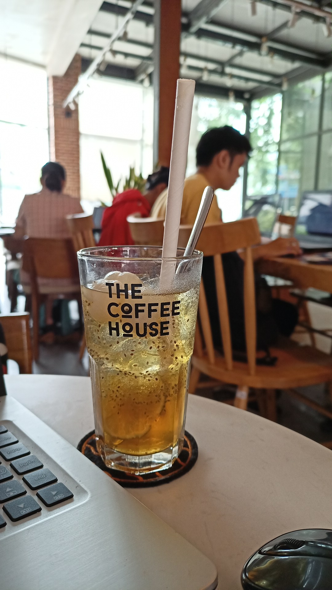 The Coffee House - Trần Não