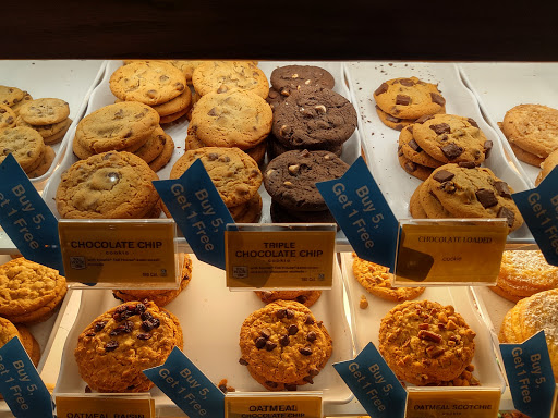 Dessert Shop «Nestle Toll House Cafe By Chip», reviews and photos, 23501 Cinco Ranch Blvd F120, Katy, TX 77494, USA