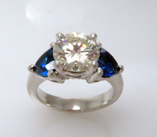 Jeweler «Gem Boutique», reviews and photos, 1243 E Market St, York, PA 17403, USA