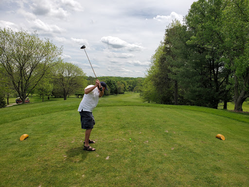 Golf Driving Range «Painesville Country Club», reviews and photos, 84 Golf Dr, Painesville, OH 44077, USA