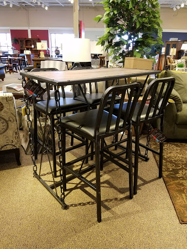 Furniture Store «Wolf Furniture», reviews and photos, 480 Gateway Ave, Chambersburg, PA 17201, USA